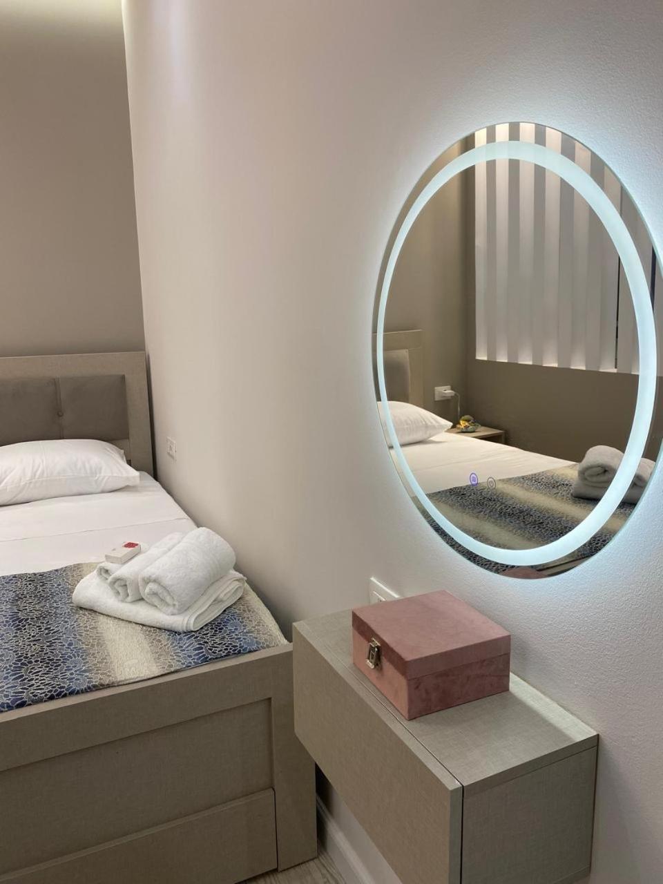 New Valona Apartment City Center Vlorë エクステリア 写真