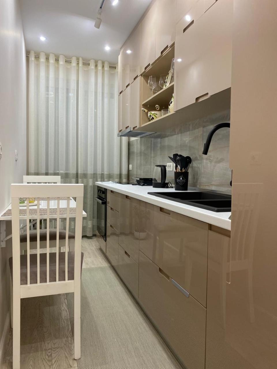 New Valona Apartment City Center Vlorë エクステリア 写真
